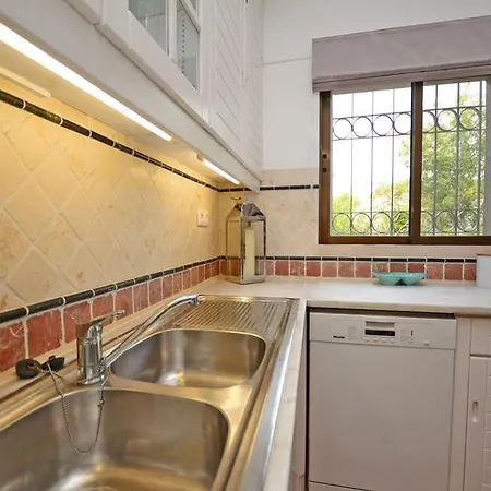 Vale Do Garrao Sleeps 8 With Pool Air Con And Wifi Villa *