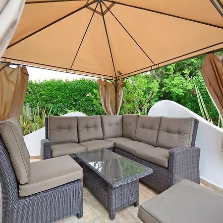 Βίλα Vale Do Garrao Sleeps 8 With Pool Air Con And Wifi