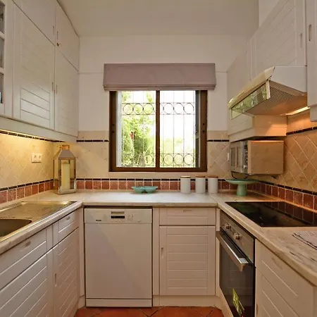 Vale Do Garrao Sleeps 8 With Pool Air Con And Wifi *